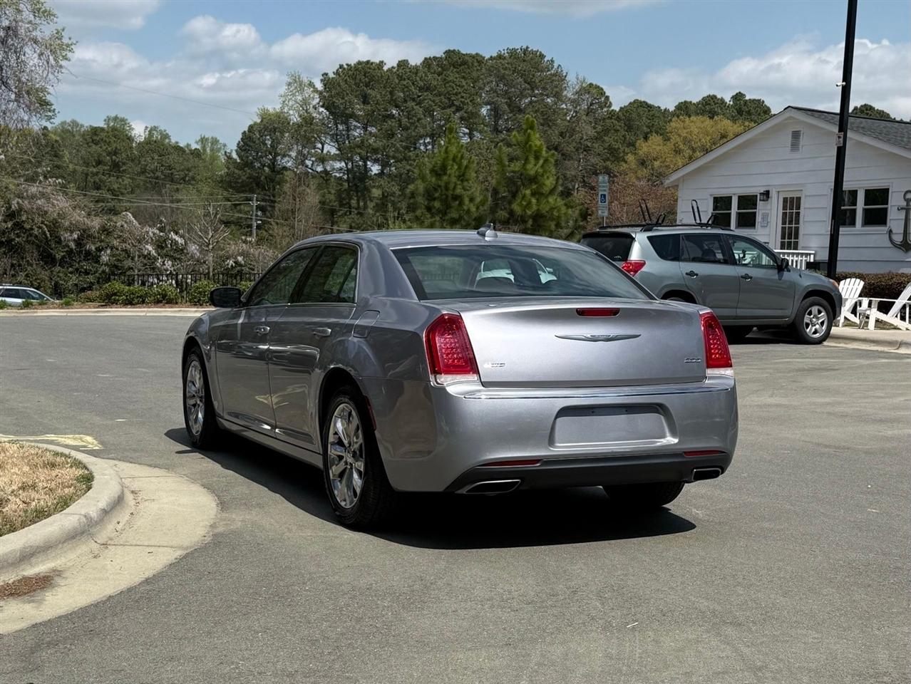 Chrysler 300  2015