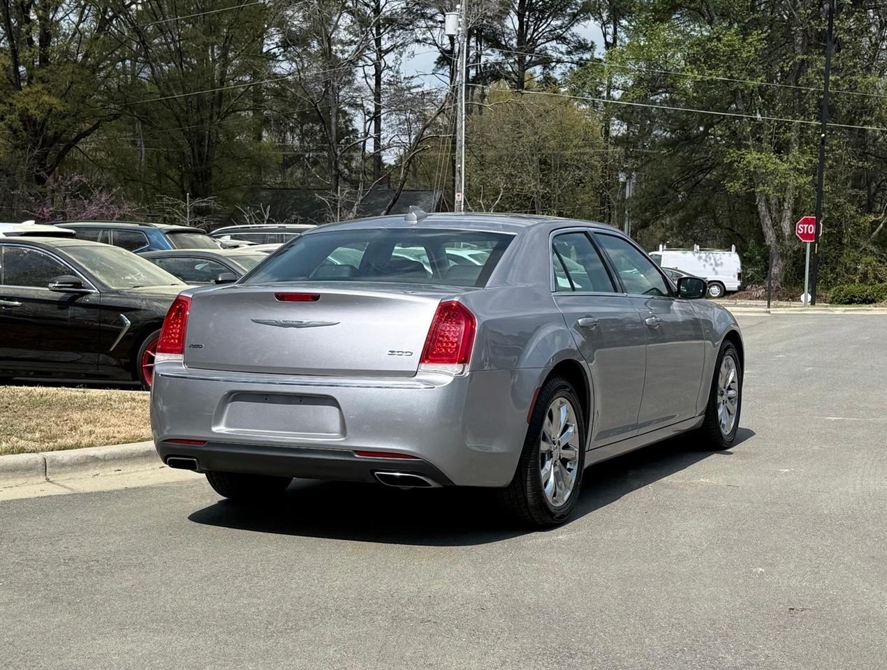 Chrysler 300  2015