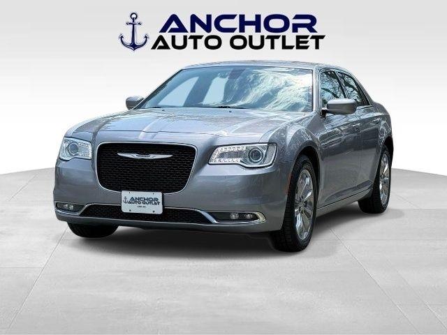 Chrysler 300  2015
