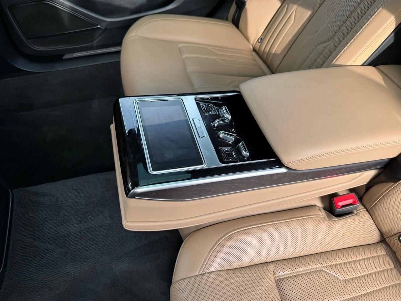 Audi A8  2019