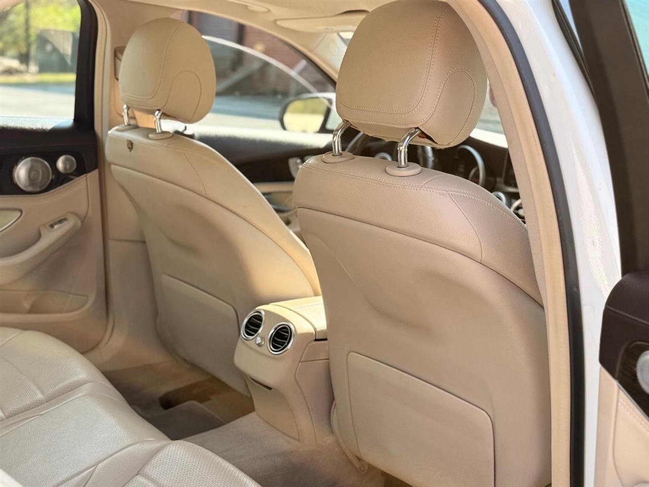 Mercedes-Benz C-Class  2015