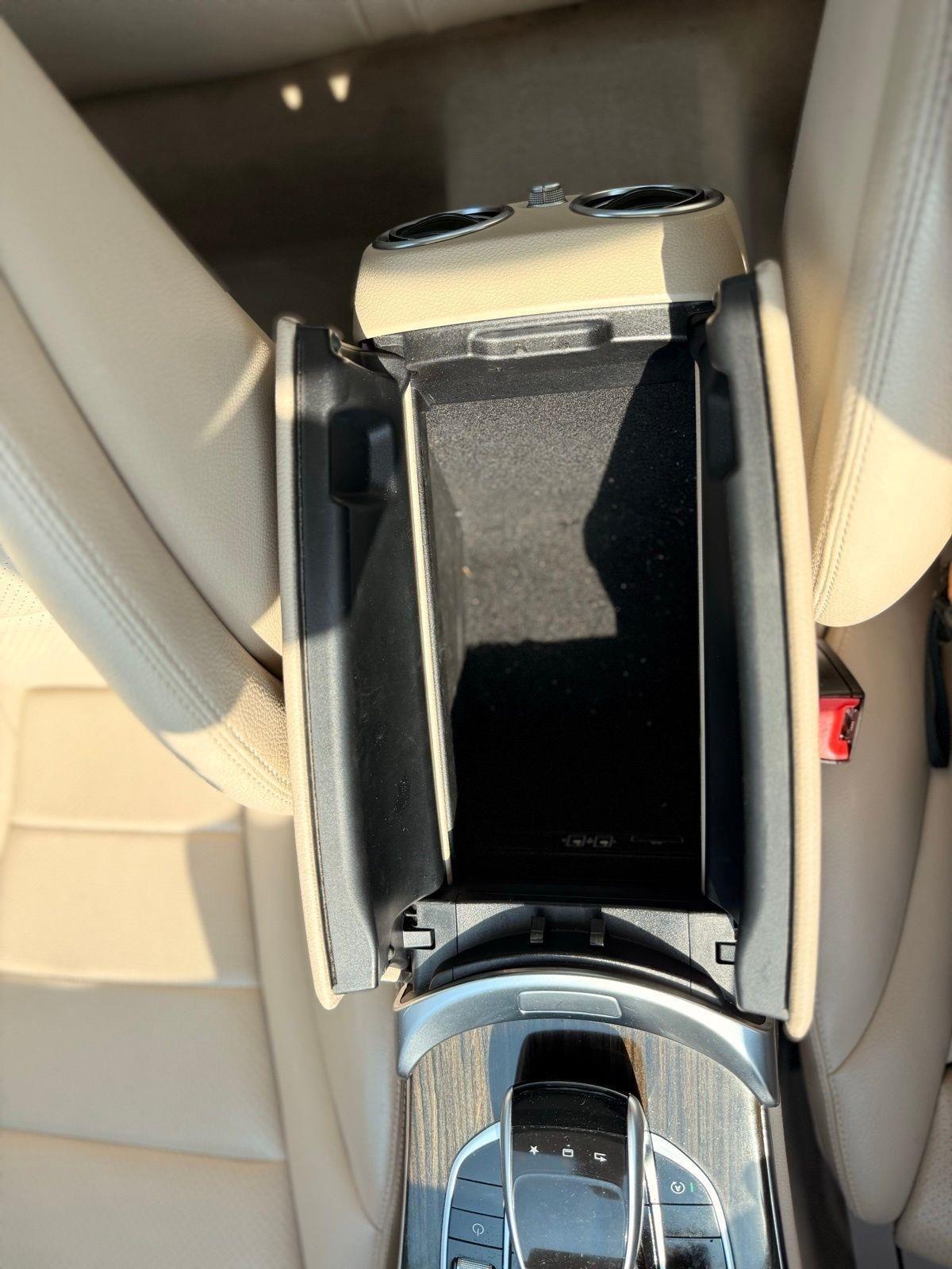 Mercedes-Benz C-Class  2015