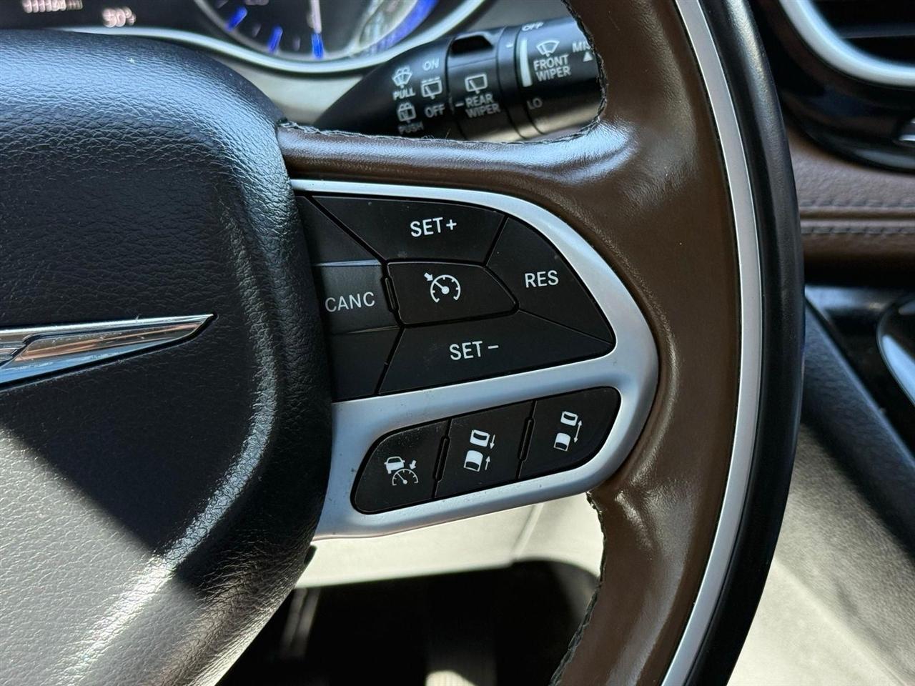 Chrysler Pacifica  2017