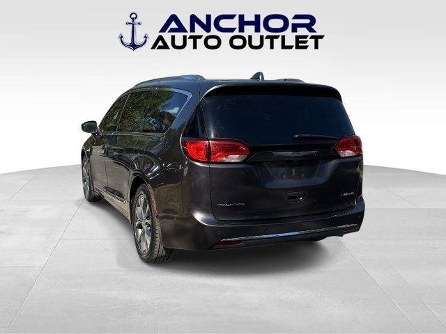 Chrysler Pacifica  2017
