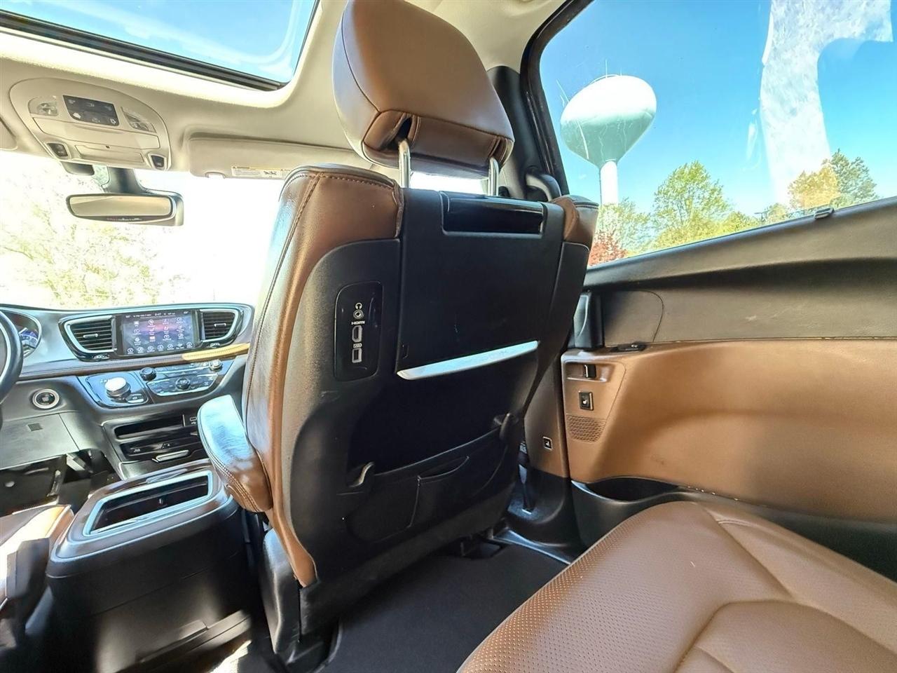 Chrysler Pacifica  2017