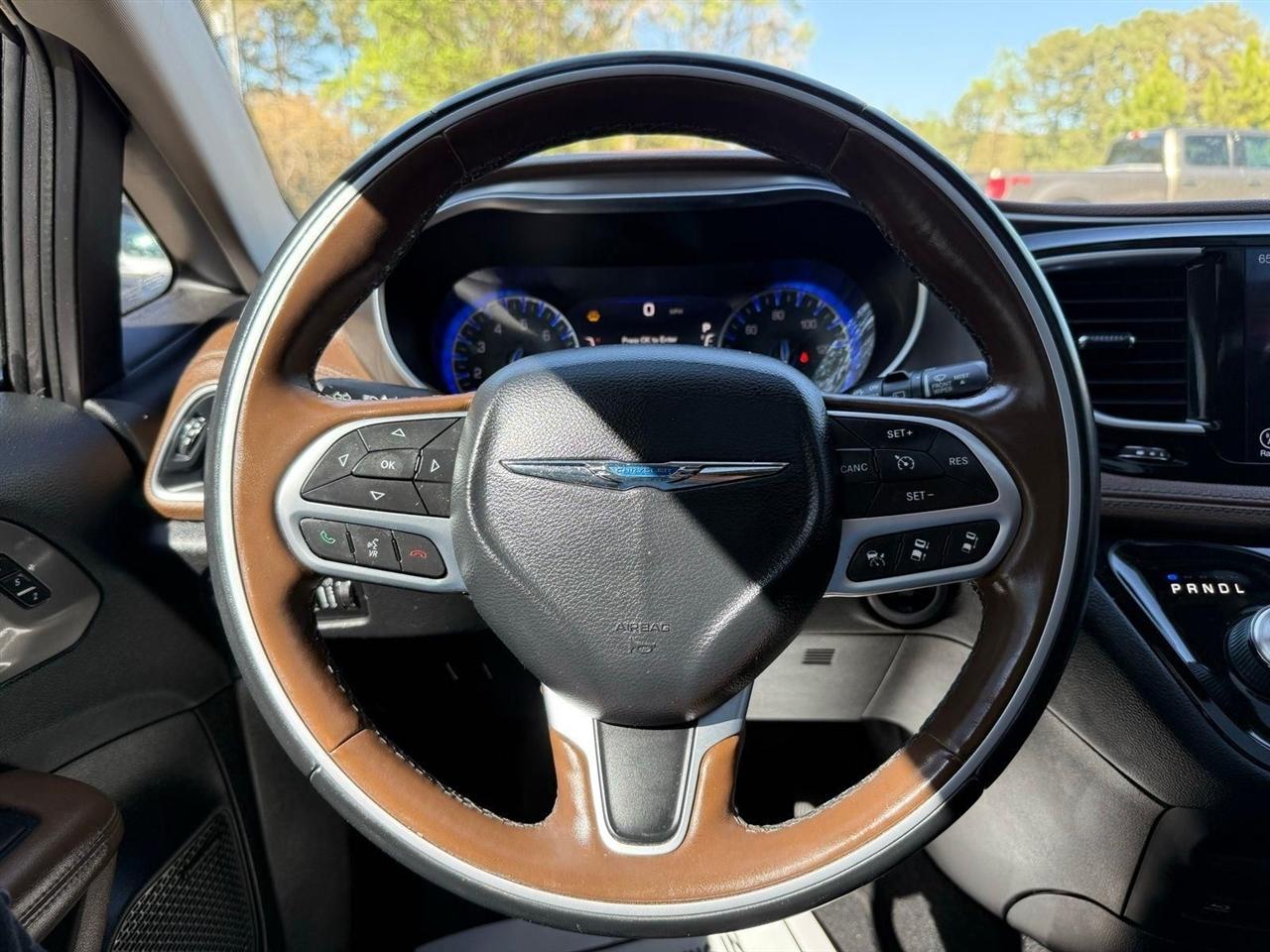 Chrysler Pacifica  2017