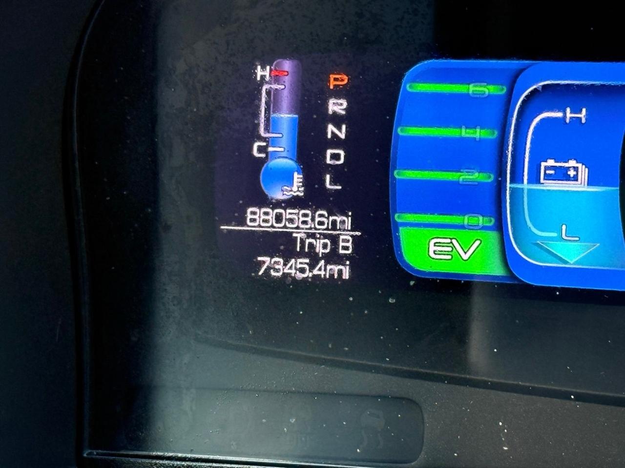 Ford Fusion Hybrid  2010