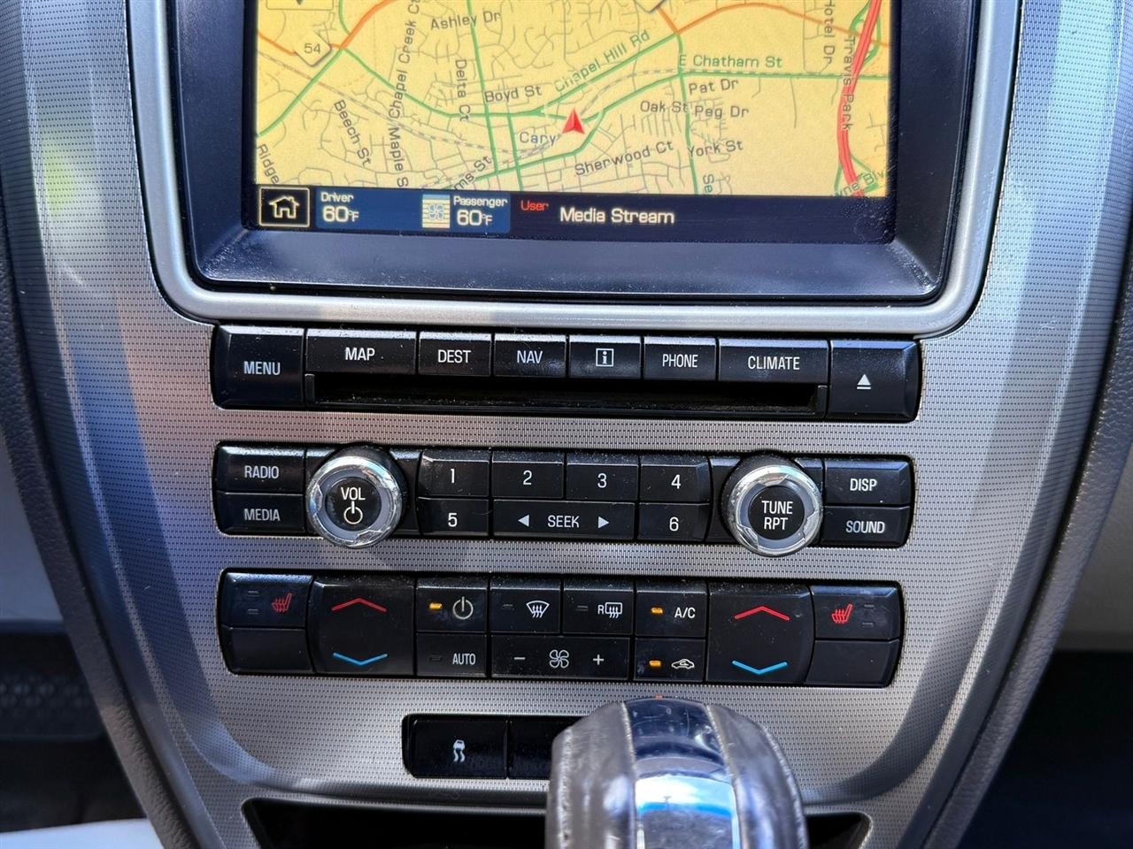 Ford Fusion Hybrid  2010