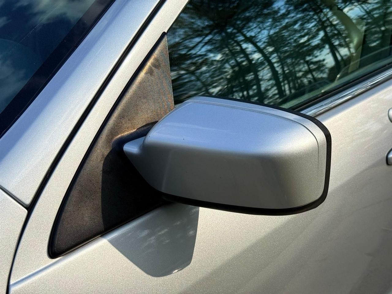 Ford Fusion Hybrid  2010