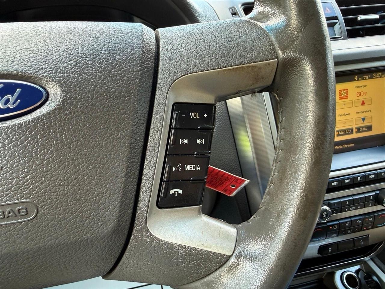 Ford Fusion Hybrid  2010