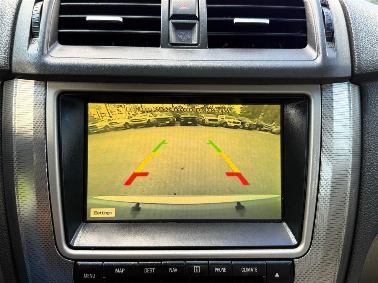 Ford Fusion Hybrid  2010