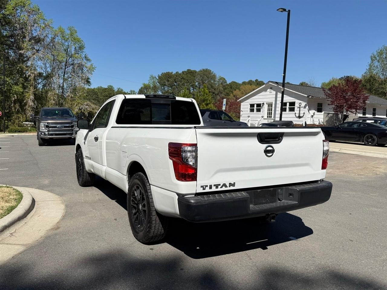 Nissan Titan  2017