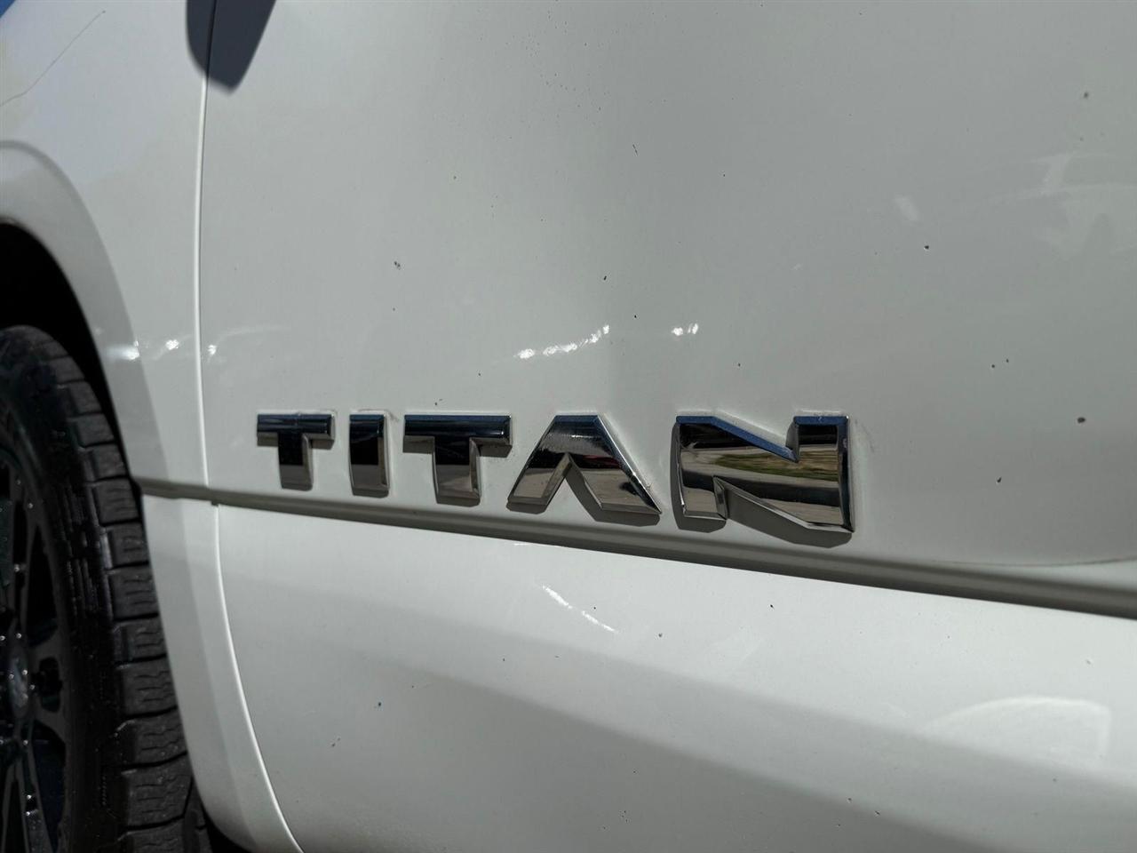 Nissan Titan  2017
