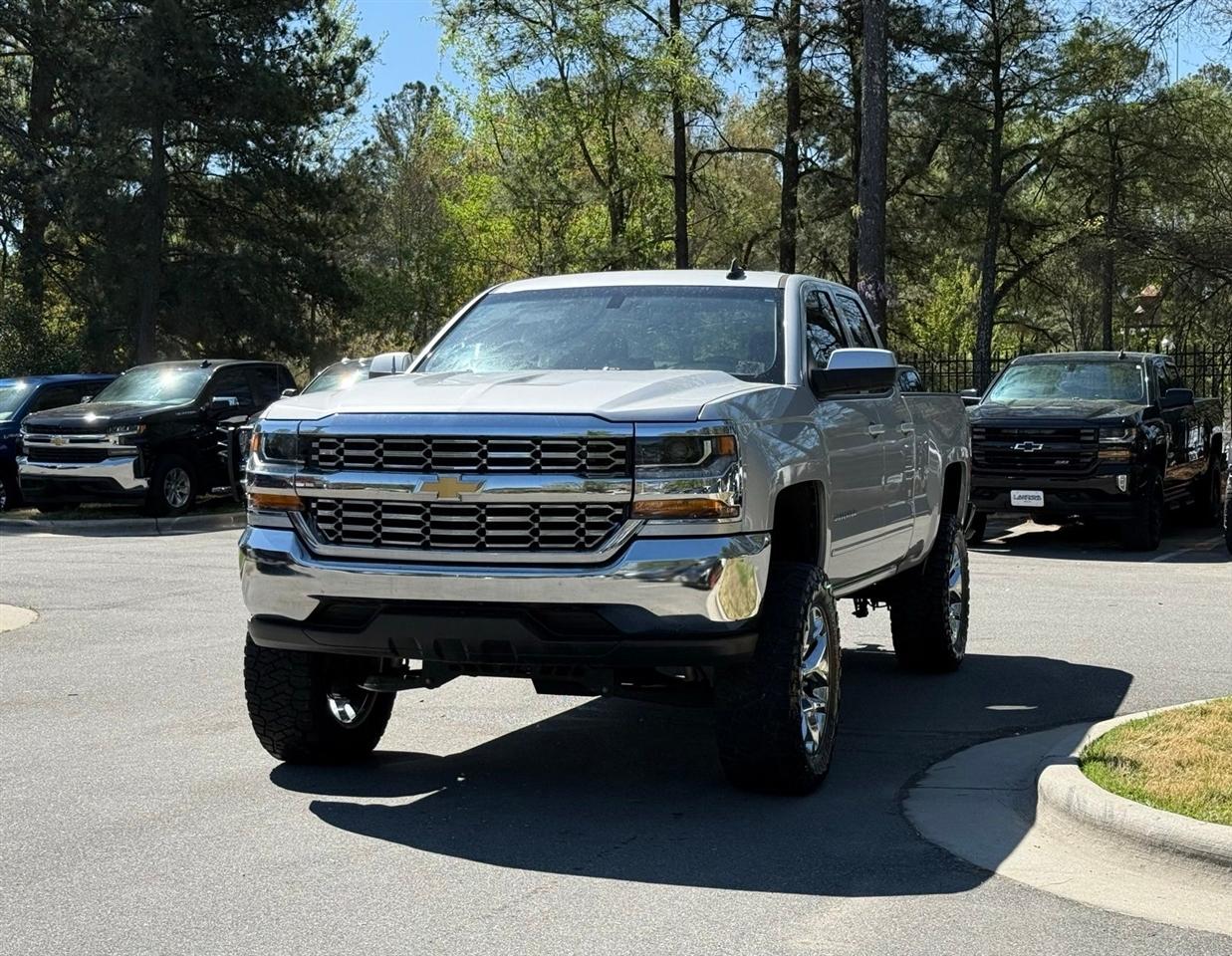 Chevrolet Silverado 1500  2018