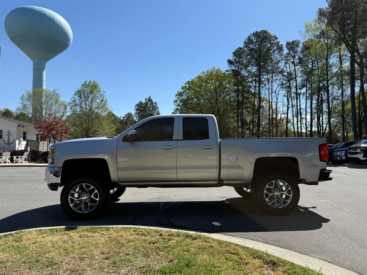 Chevrolet Silverado 1500  2018