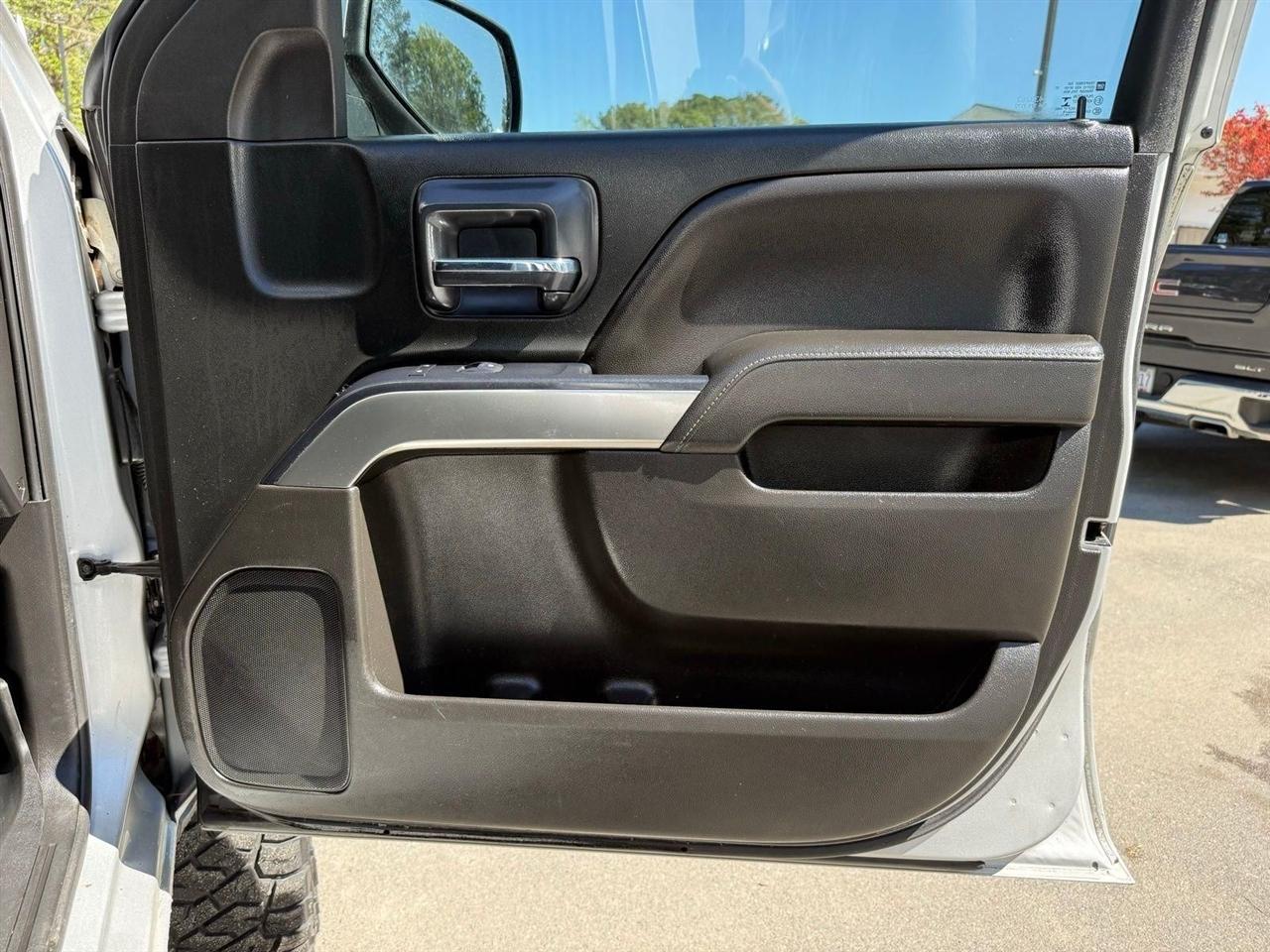 Chevrolet Silverado 1500  2018