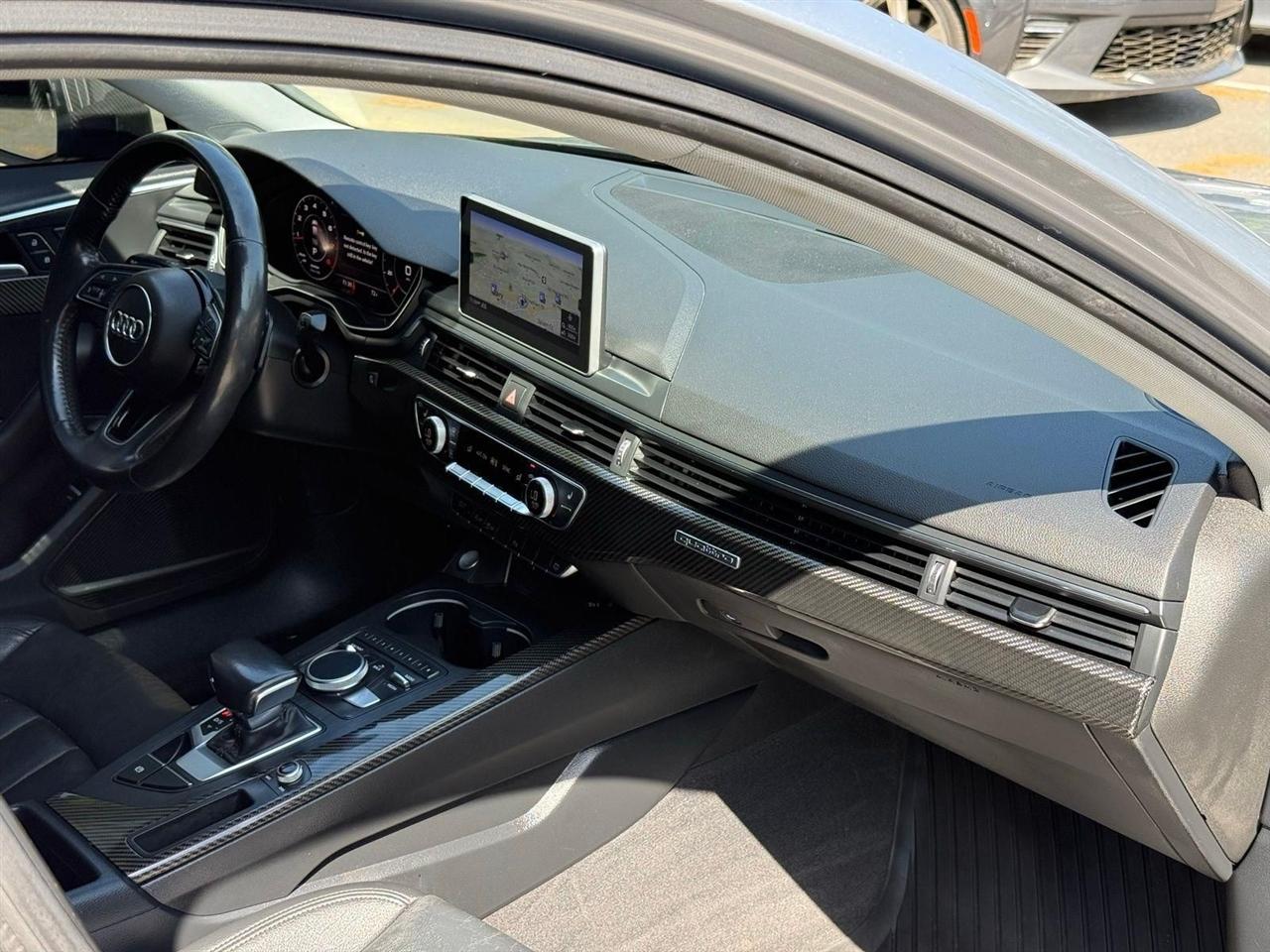 Audi A4  2018