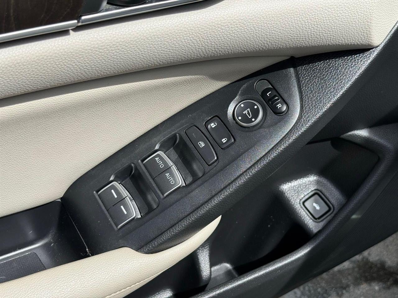Honda Accord  2019