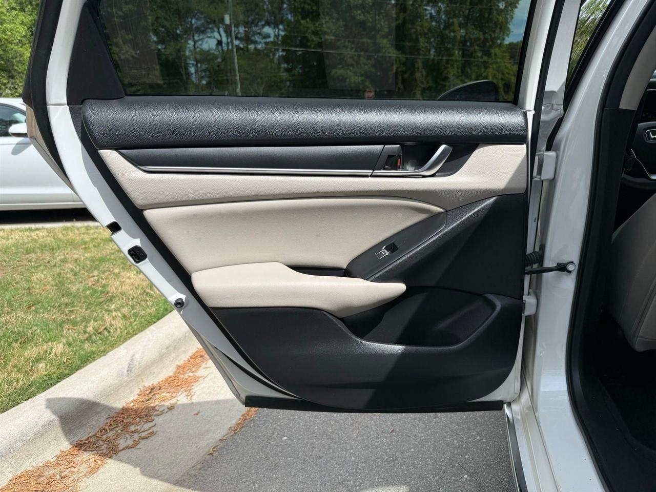 Honda Accord  2019