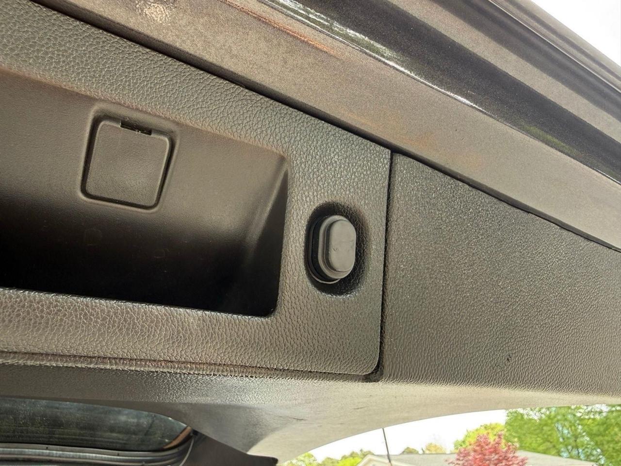 Chevrolet Suburban  2018