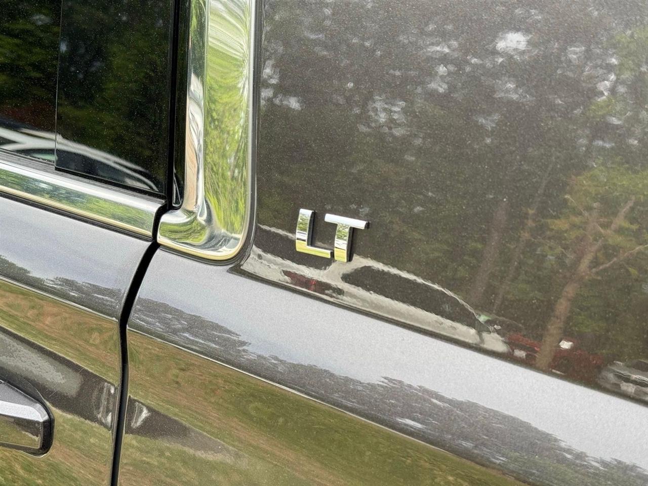 Chevrolet Suburban  2018