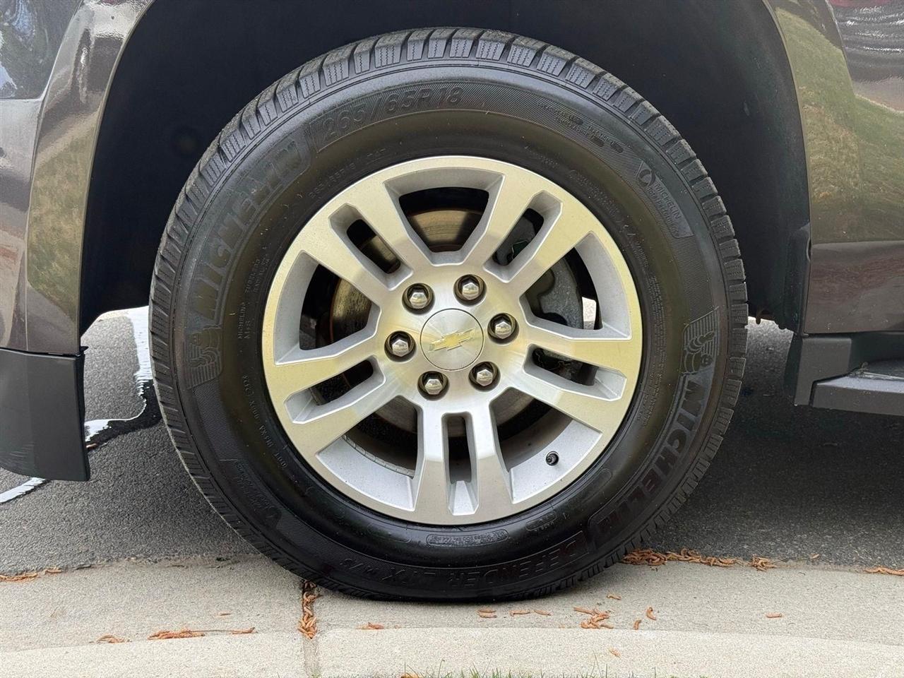 Chevrolet Suburban  2018