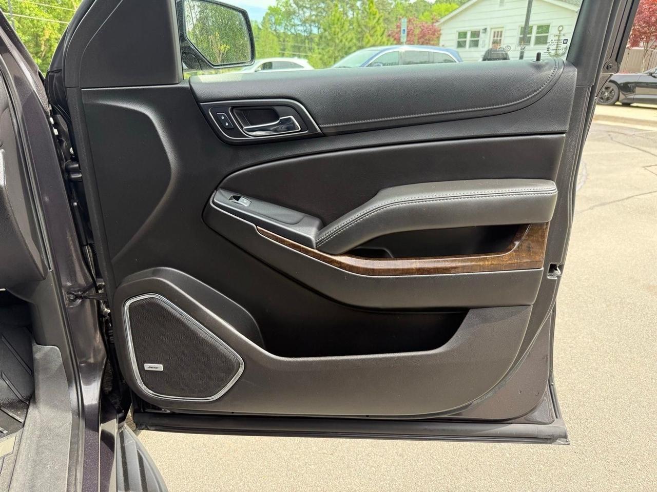 Chevrolet Suburban  2018