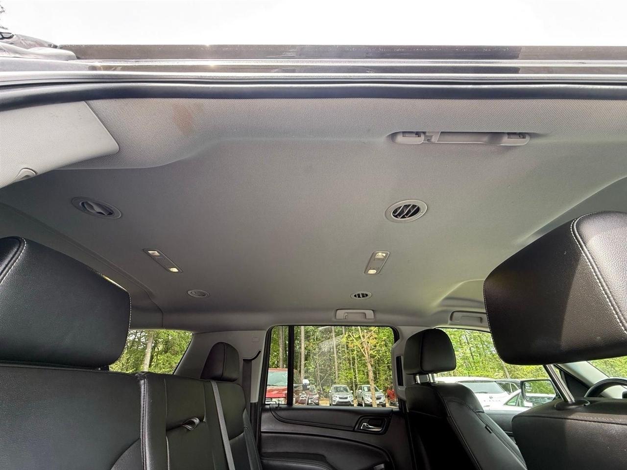 Chevrolet Suburban  2018