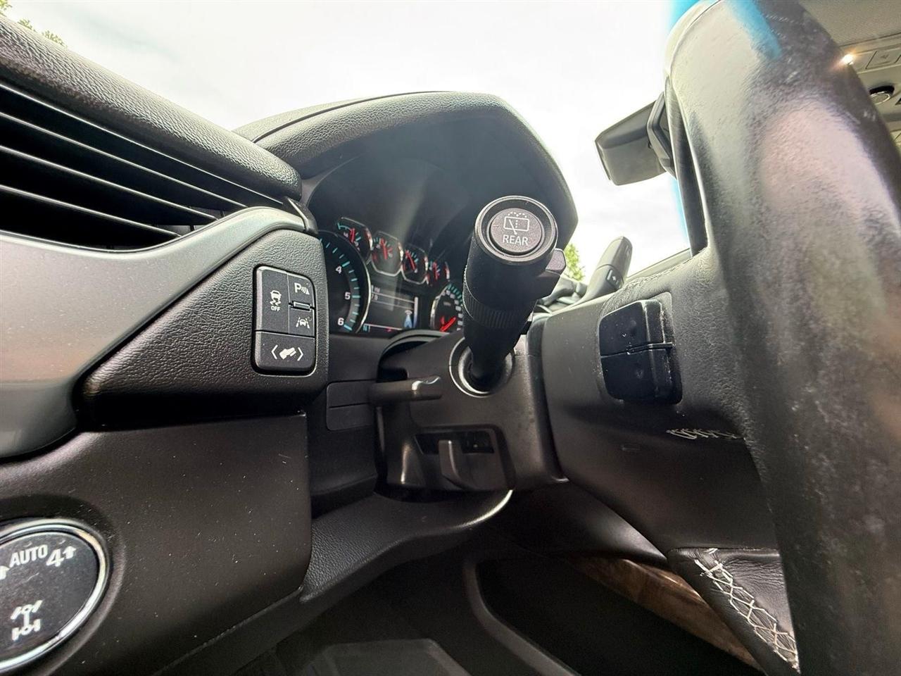 Chevrolet Suburban  2018