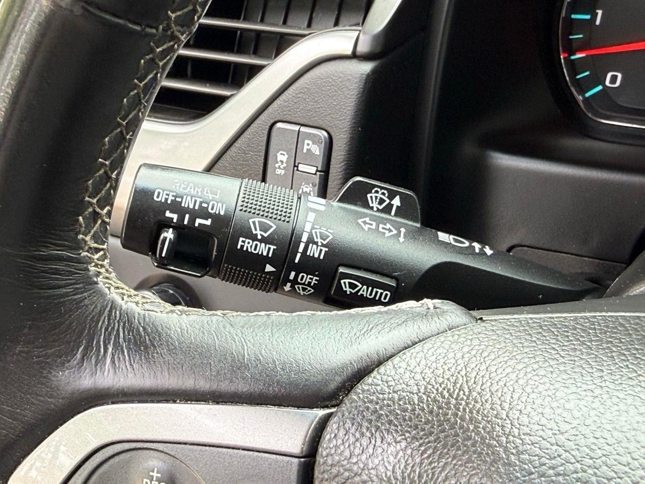 Chevrolet Suburban  2018