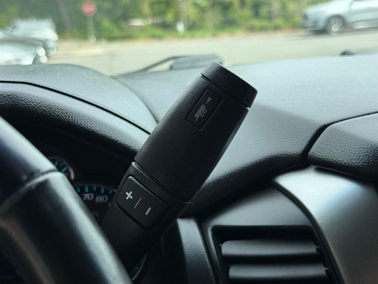 Chevrolet Suburban  2018