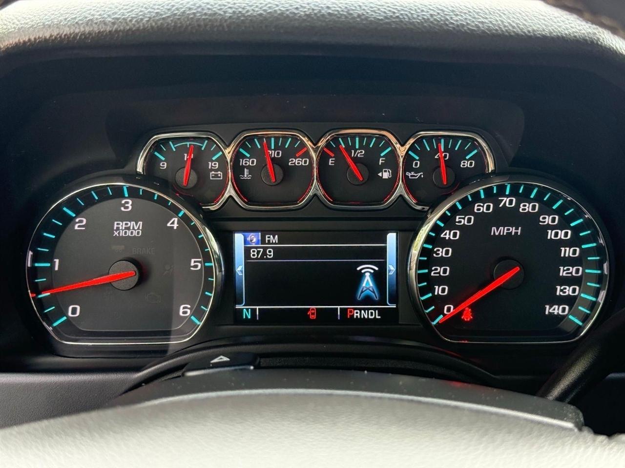 Chevrolet Suburban  2018