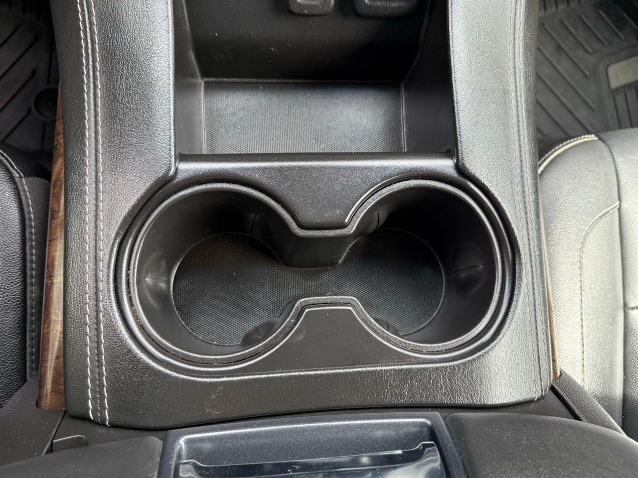 Chevrolet Suburban  2018