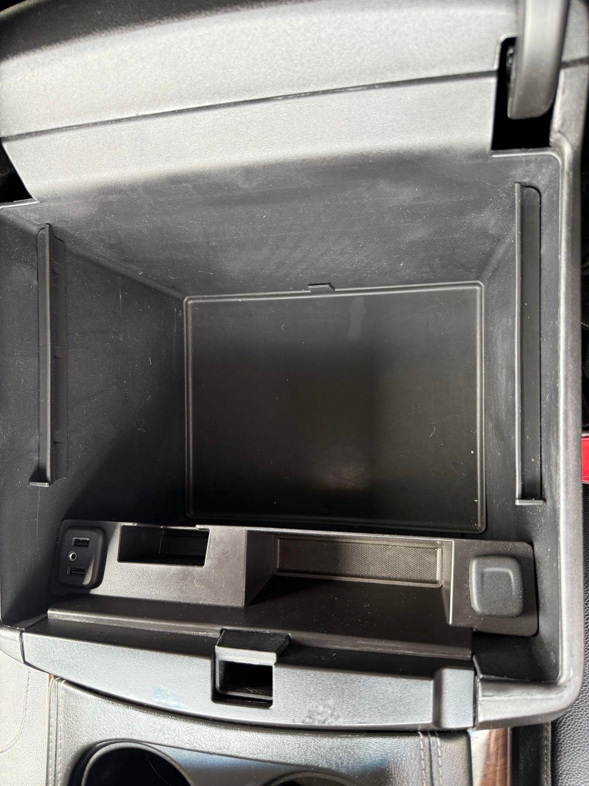 Chevrolet Suburban  2018