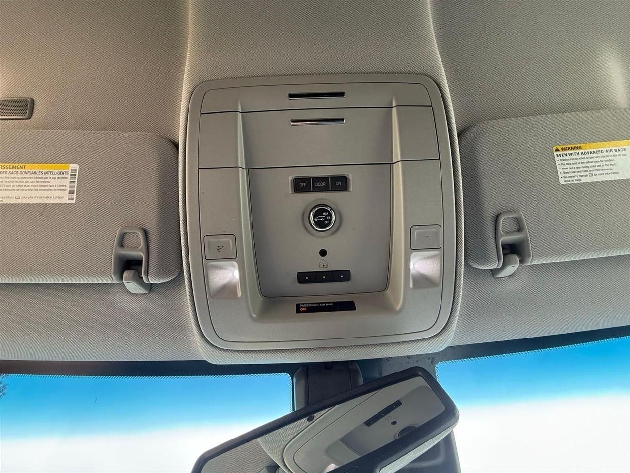 Chevrolet Suburban  2018