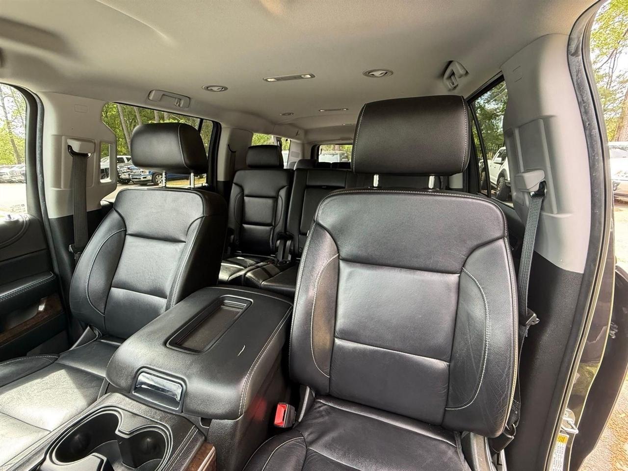 Chevrolet Suburban  2018