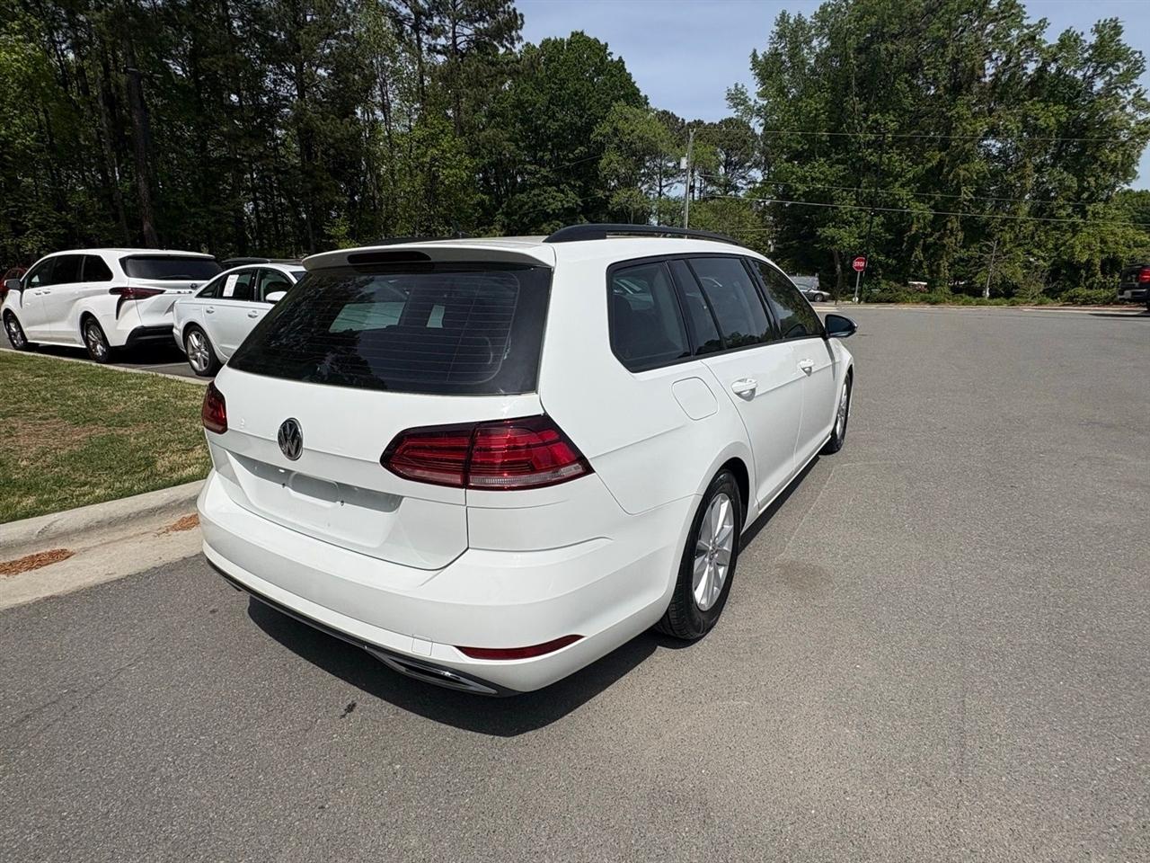 Volkswagen Golf SportWagen  2018