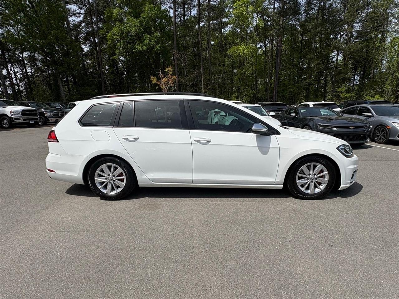 Volkswagen Golf SportWagen  2018