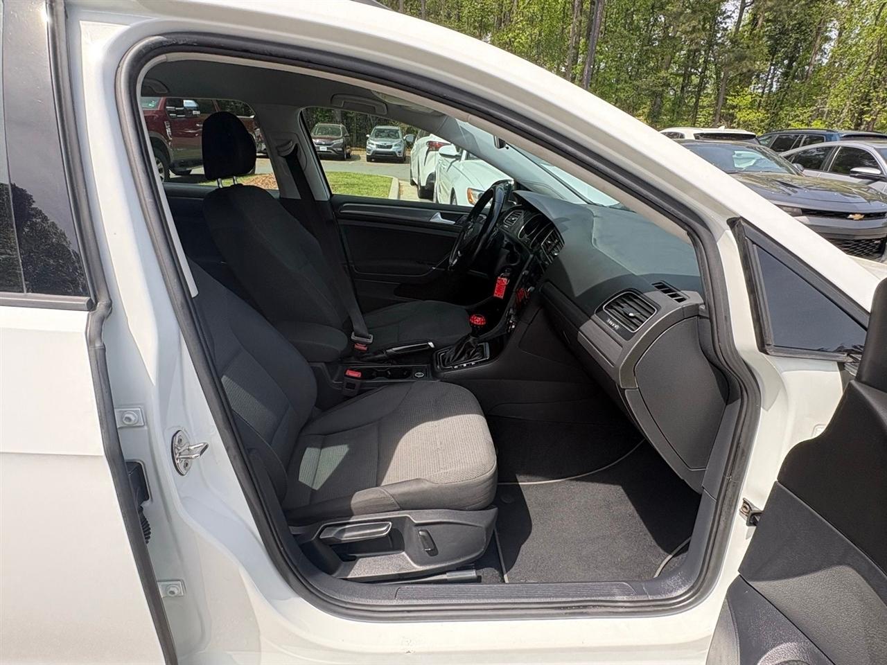 Volkswagen Golf SportWagen  2018