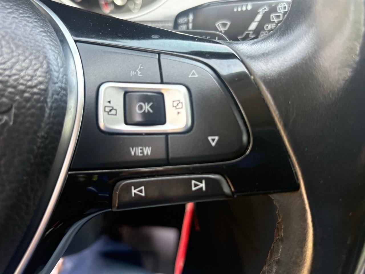 Volkswagen Golf SportWagen  2018