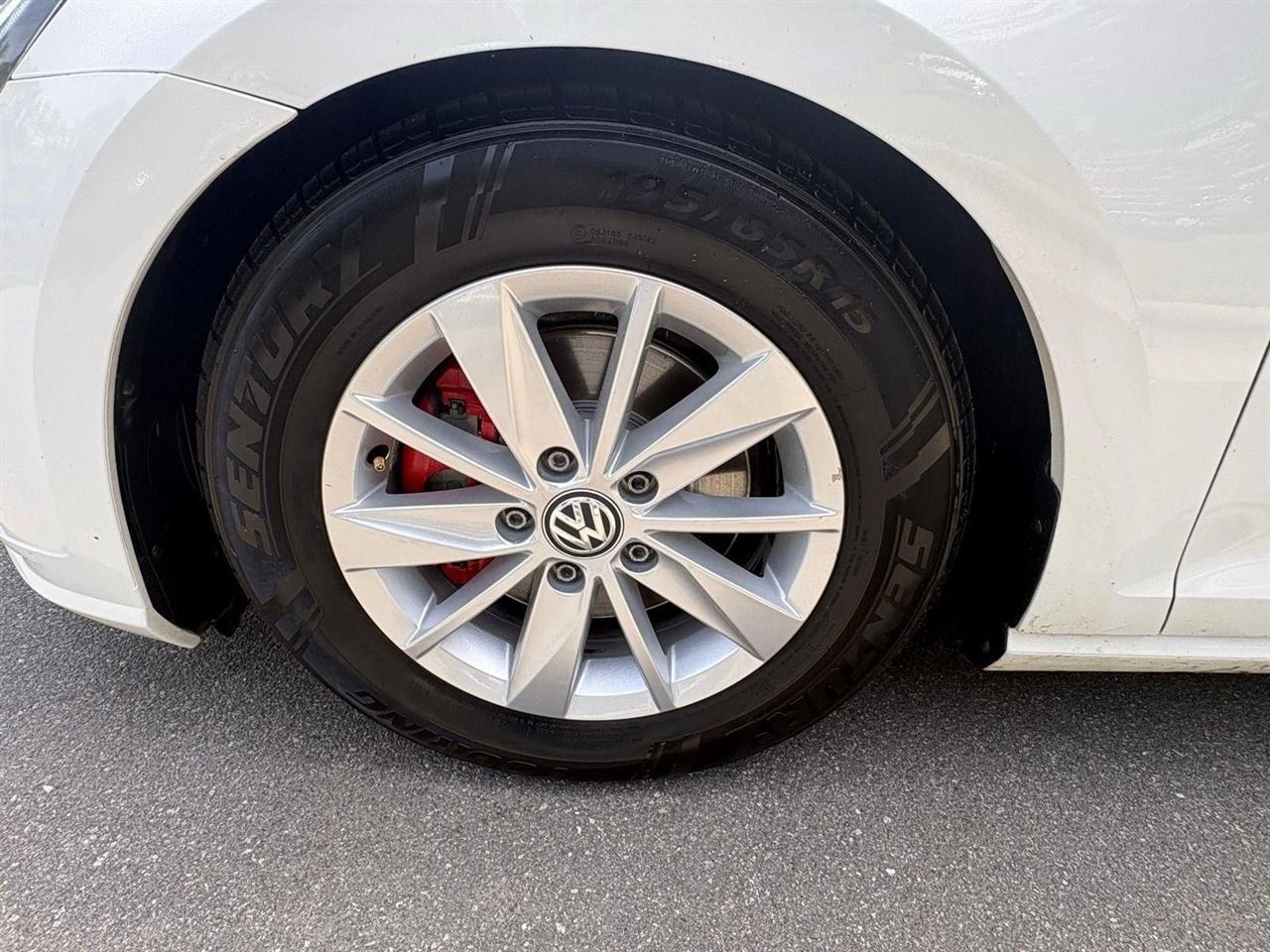 Volkswagen Golf SportWagen  2018