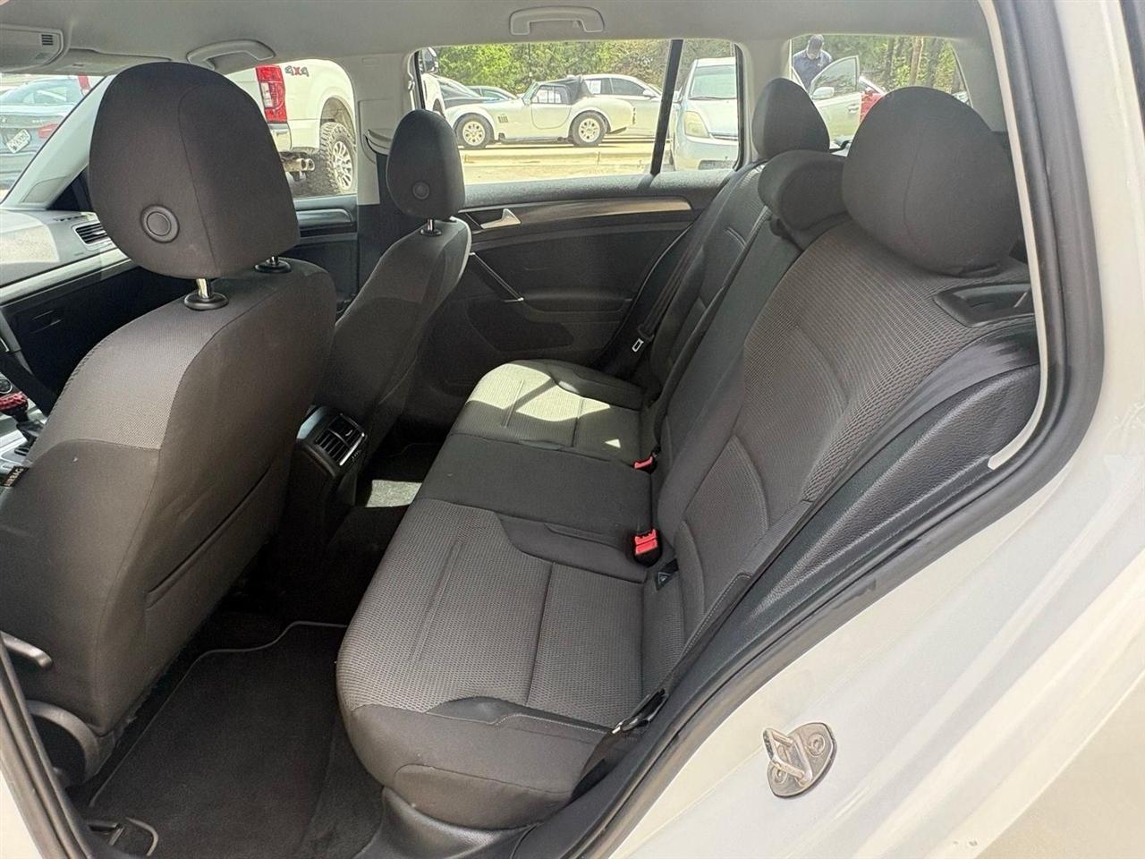 Volkswagen Golf SportWagen  2018