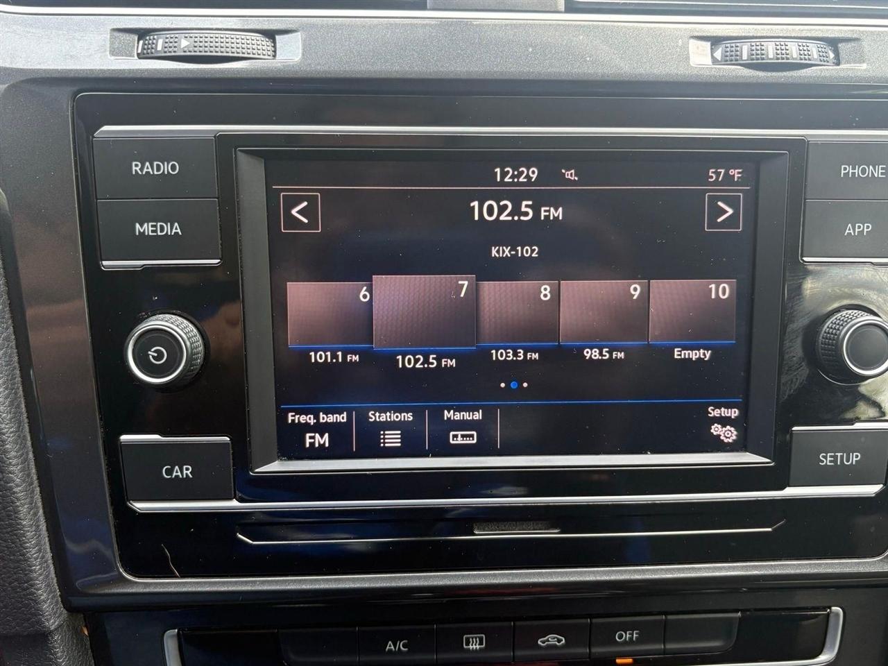 Volkswagen Golf SportWagen  2018