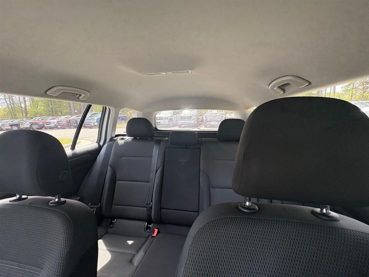 Volkswagen Golf SportWagen  2018