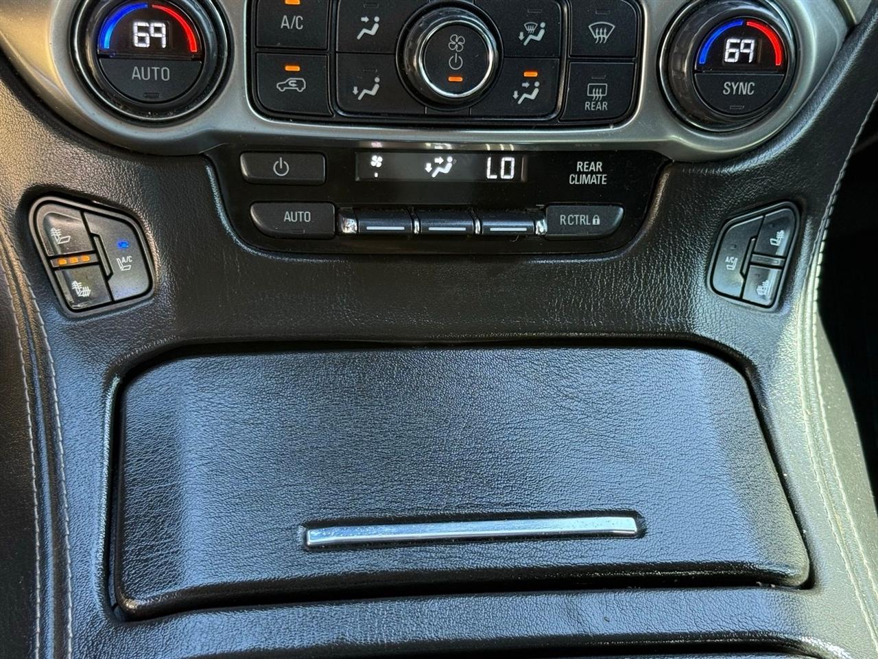 Chevrolet Tahoe  2016