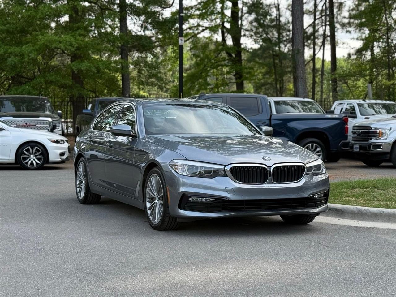 BMW 5-Series  2018