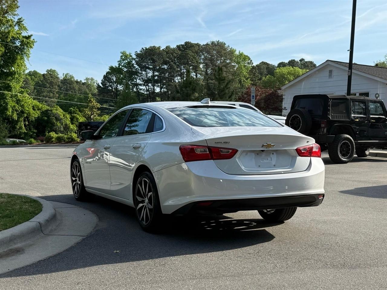 Chevrolet Malibu  2018