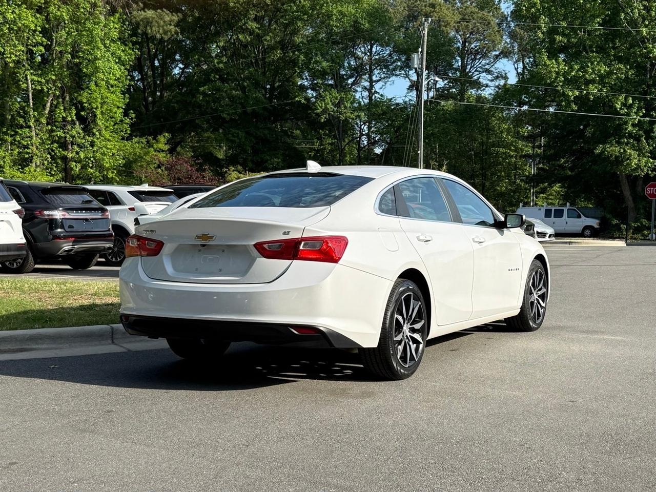 Chevrolet Malibu  2018