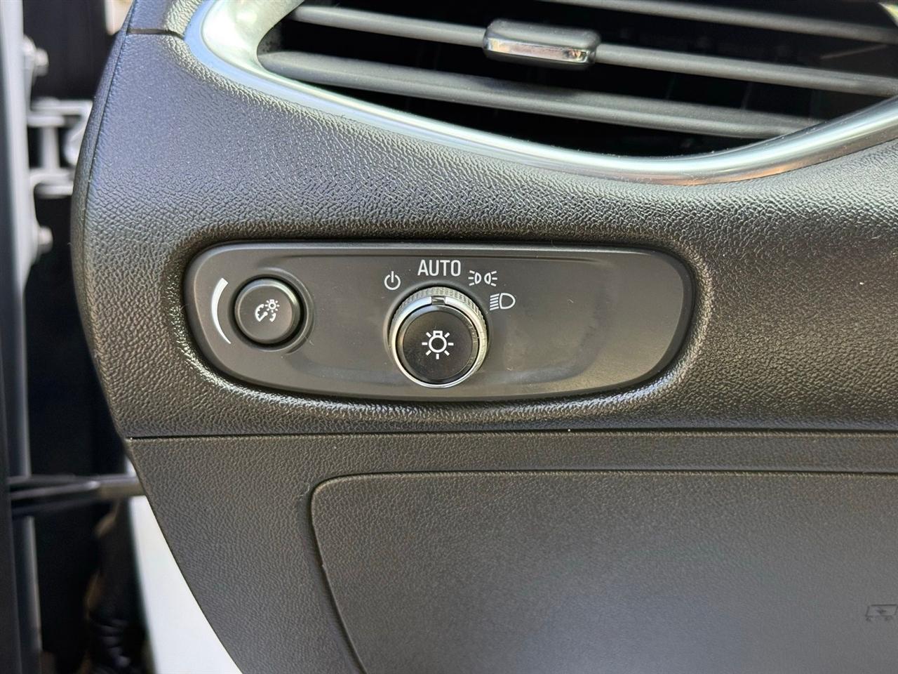 Chevrolet Malibu  2018