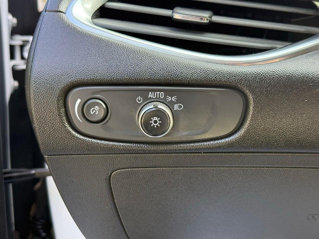 Chevrolet Malibu  2018